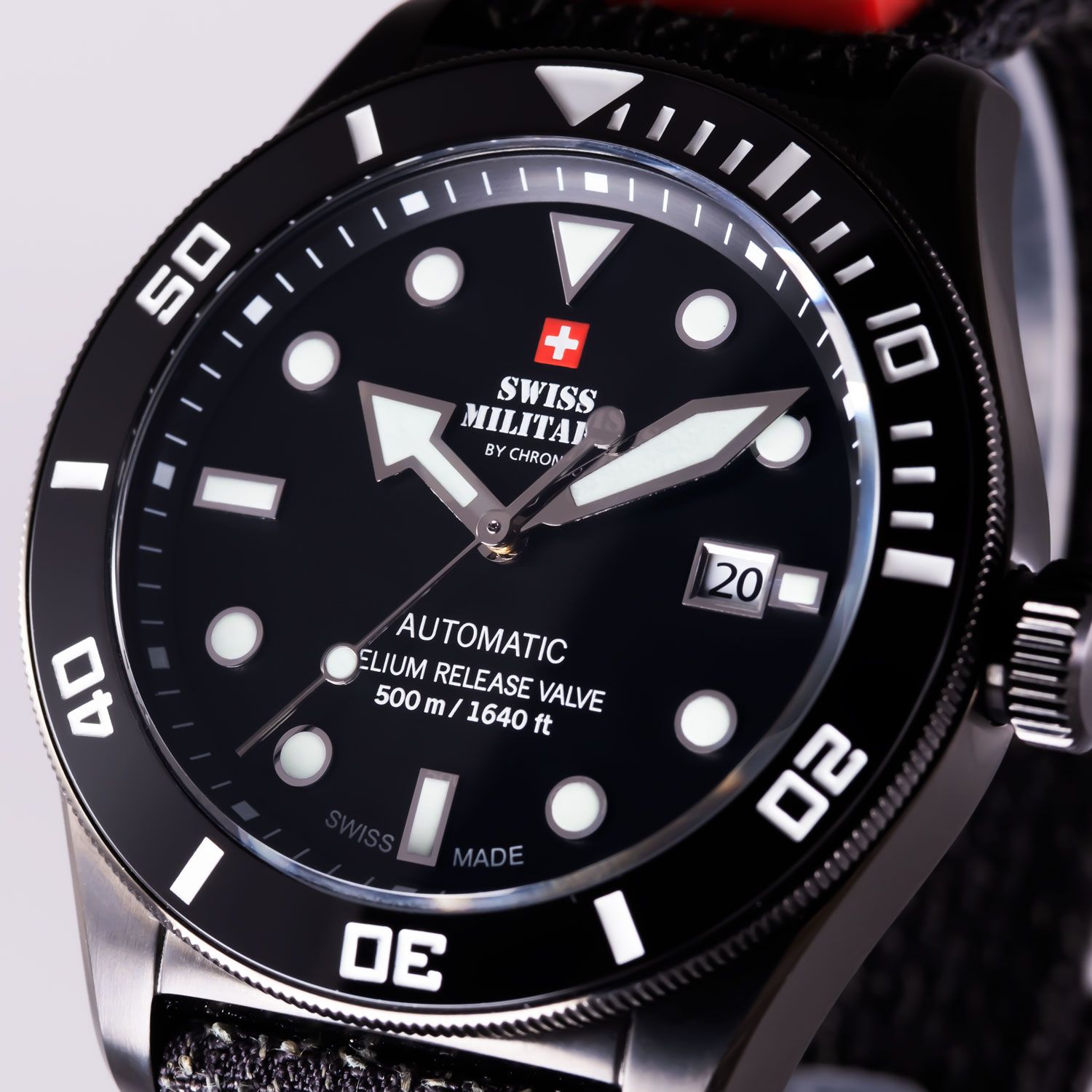 Swiss Military SMA34075.05.R